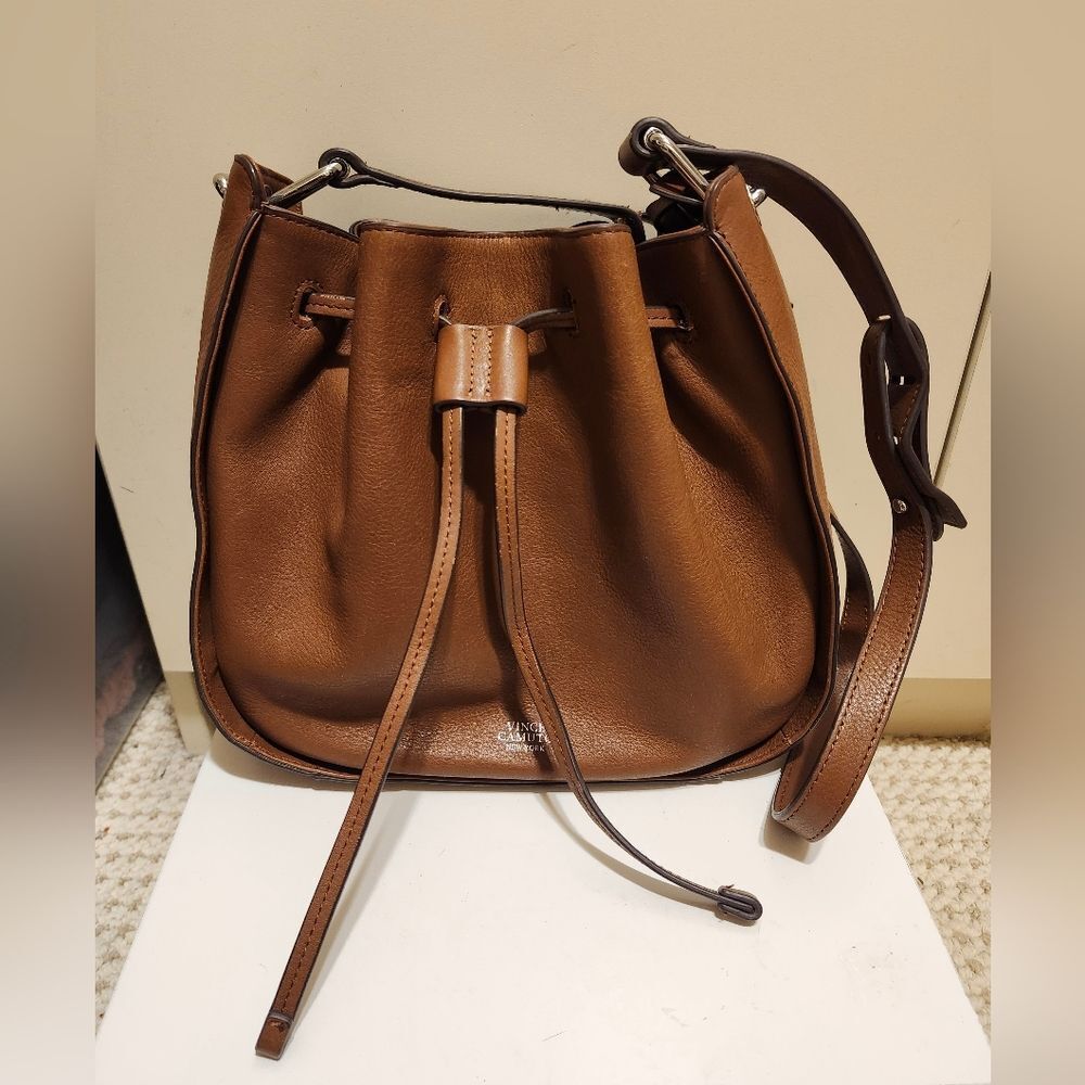 Vince Camuto Saddle Brown 100% Leather Drawstring Bucket Shoulder Bag Ret. $168